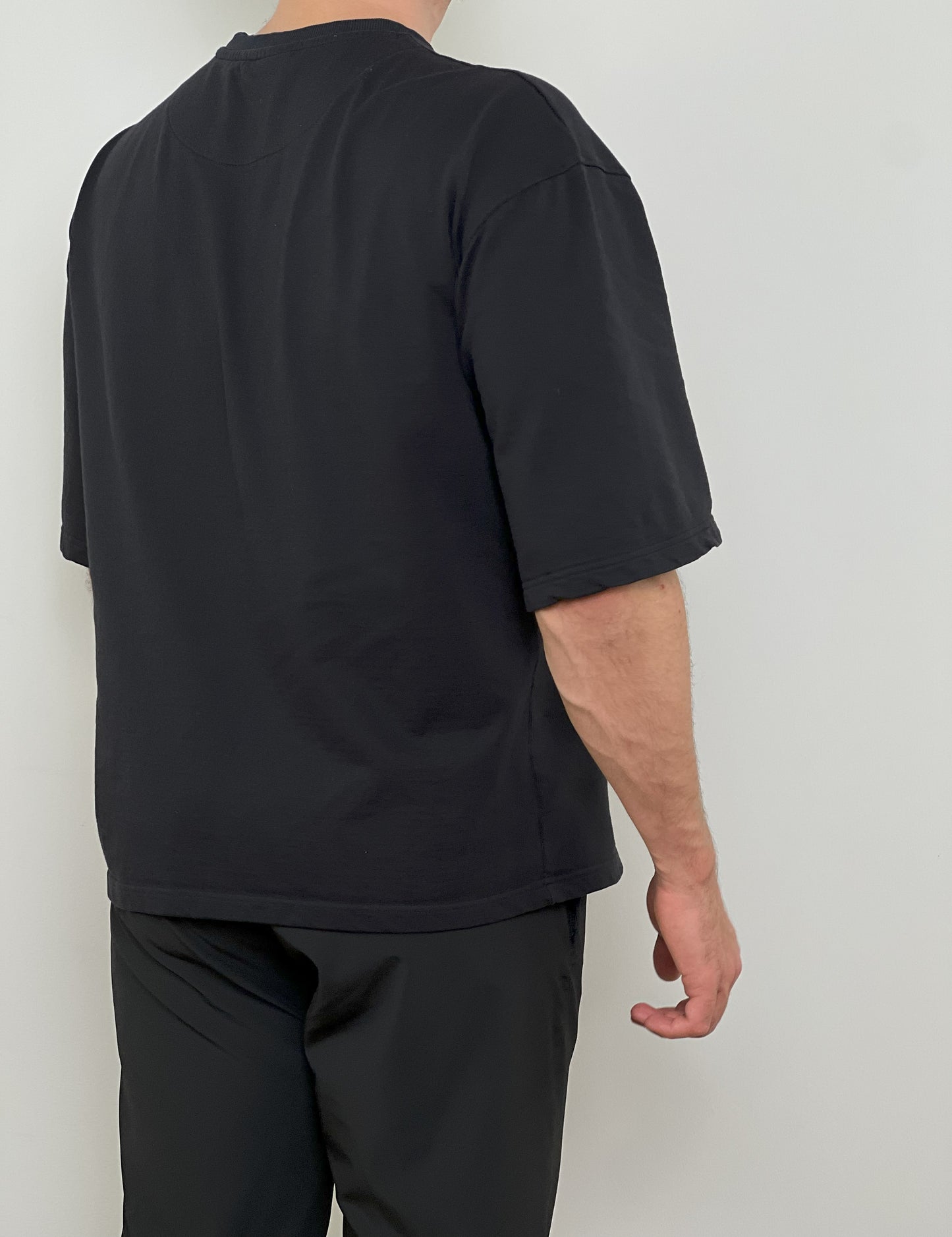 Extended Sleeve Oversize Shirt - Black/ Yellow